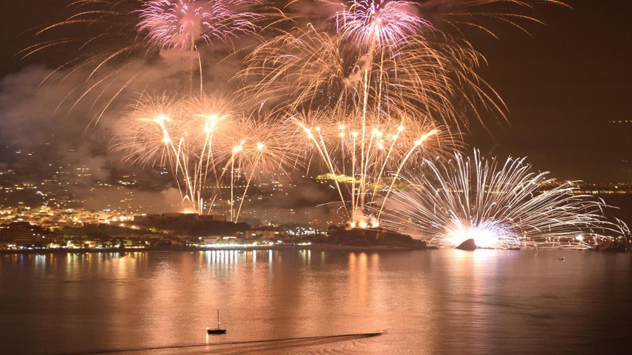 Las Palmeras Almuñécar Esterno foto